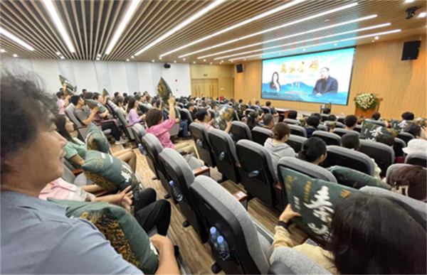 64f6e8ffd84ce.png 啊88888888888888888.png