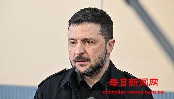 泽连斯基称已与特朗普讨论援乌远程武器相关