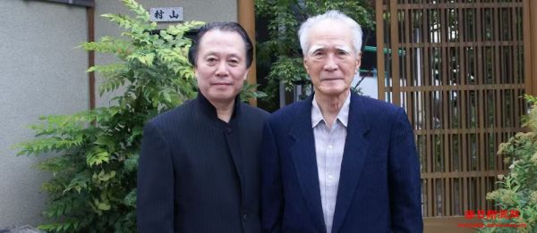 跨越国界的艺术与友情：武乐群与村山富市的